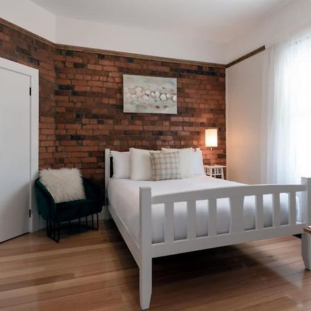 Cosy Accommodation Moments From The Centre Of Town With Wifi Launceston Ngoại thất bức ảnh
