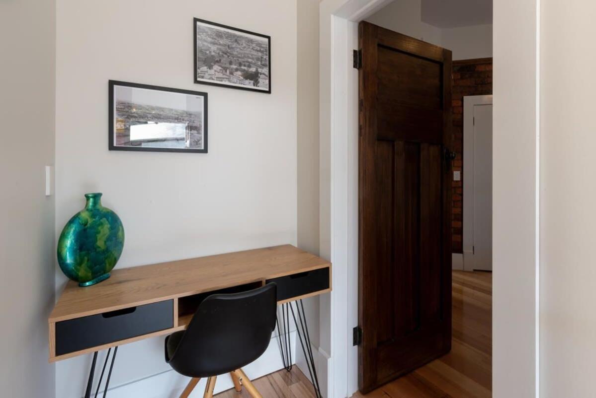 Cosy Accommodation Moments From The Centre Of Town With Wifi Launceston Ngoại thất bức ảnh