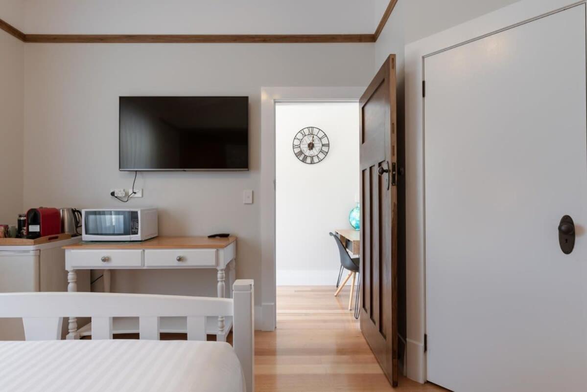 Cosy Accommodation Moments From The Centre Of Town With Wifi Launceston Ngoại thất bức ảnh